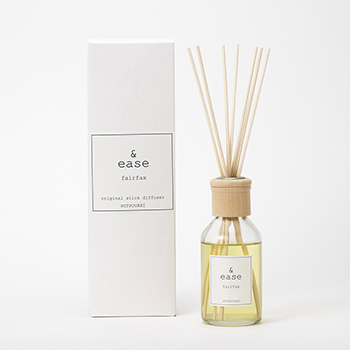 &ease/ESSENTIAL OIL
